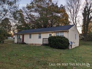 Building Photo - 1511 Edgerton Ave SE