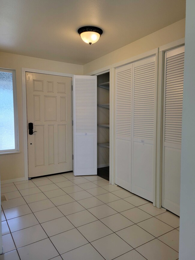 Building Photo - 163 Hurricane Ridge Dr