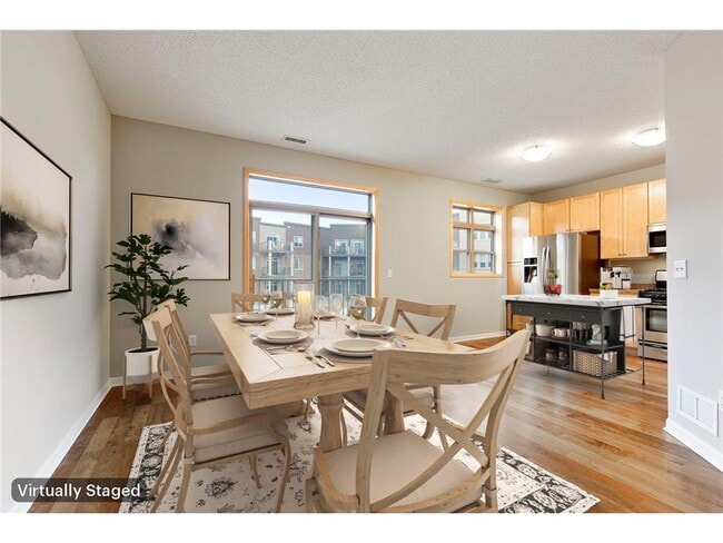 Building Photo - 737 Victoria Street S