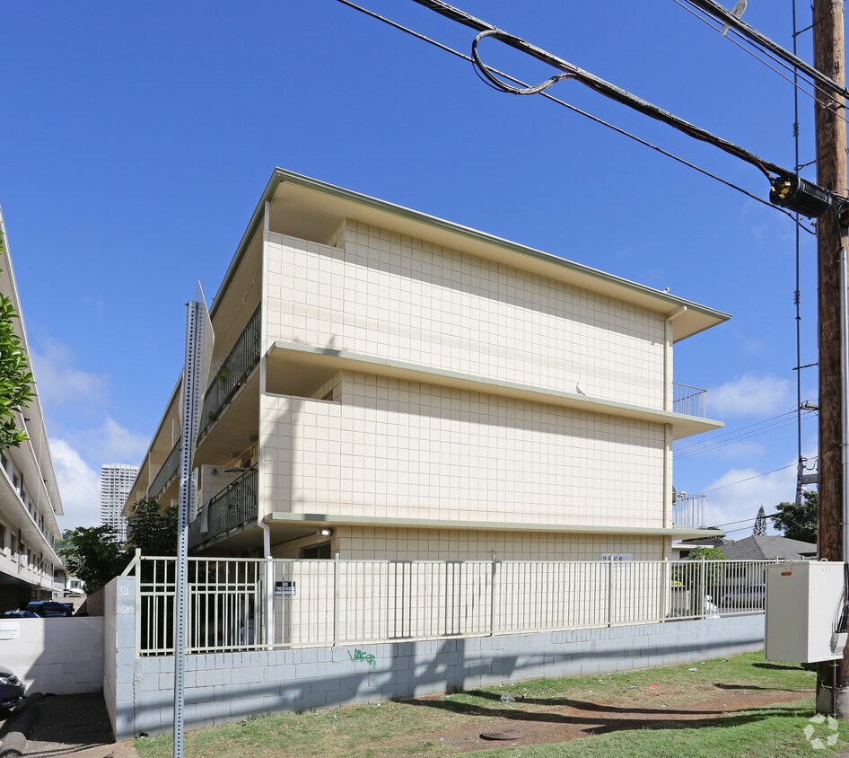 Foto del edificio - 2568 Date St