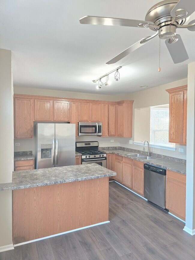 Foto del edificio - 3401 Kentshire Cir