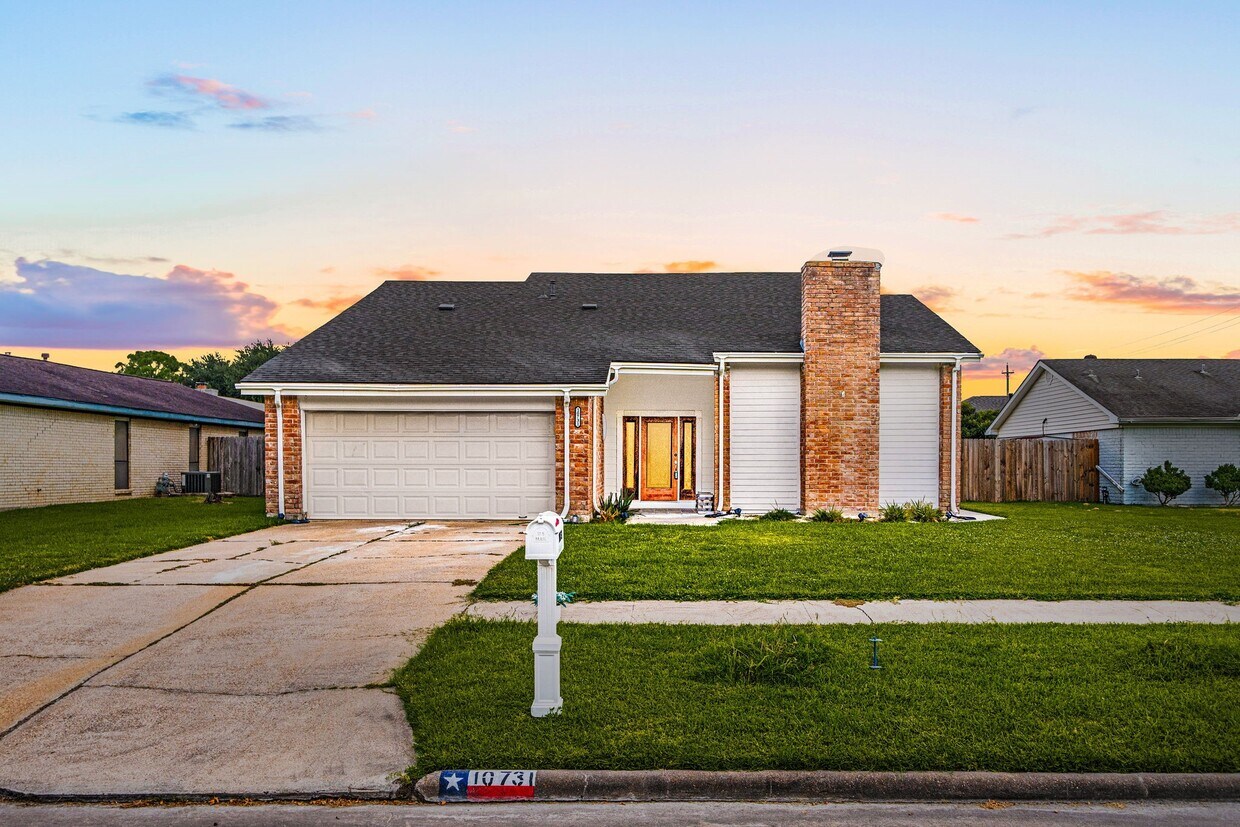 Foto principal - 10731 Sageberry Dr