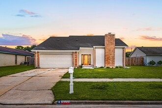 Building Photo - 10731 Sageberry Dr