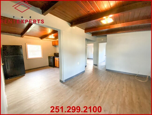 Building Photo - 236 Hildersheim Dr