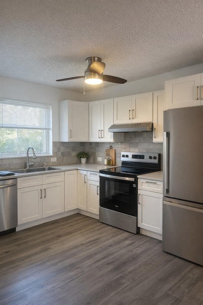 Foto del edificio - 441 NW 98th Ct