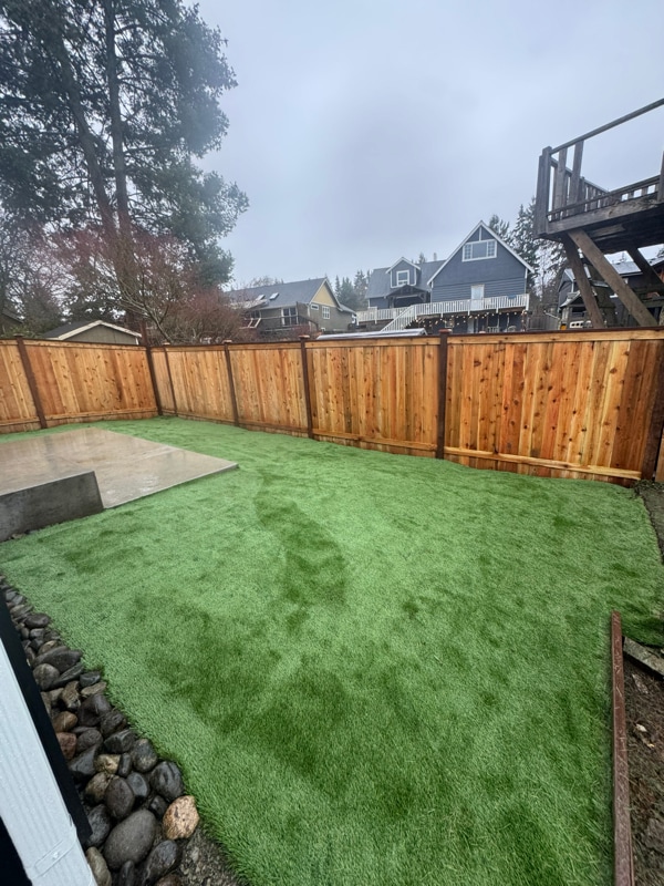 Foto del edificio - 1331 Lenore Dr