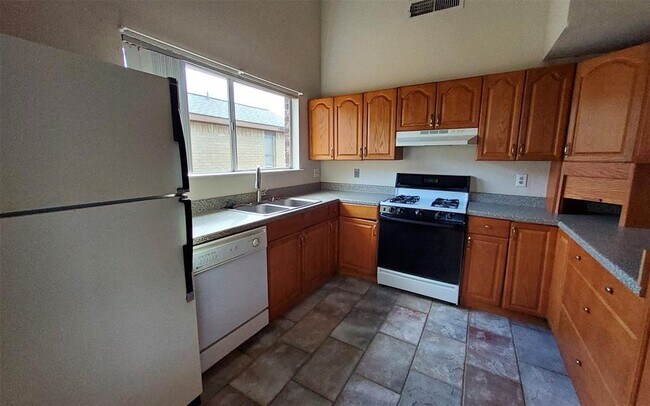 Foto del edificio - 1131 Woodbridge Ave