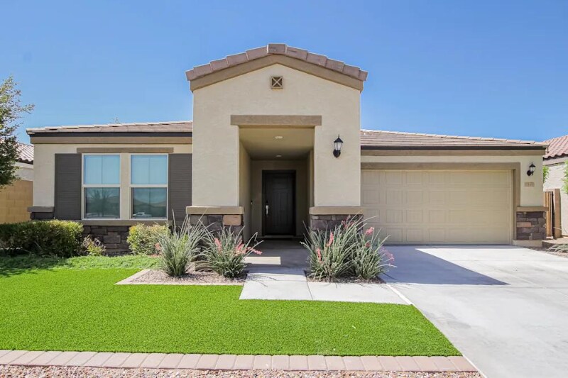 Foto principal - 2433 W Jessica Ln