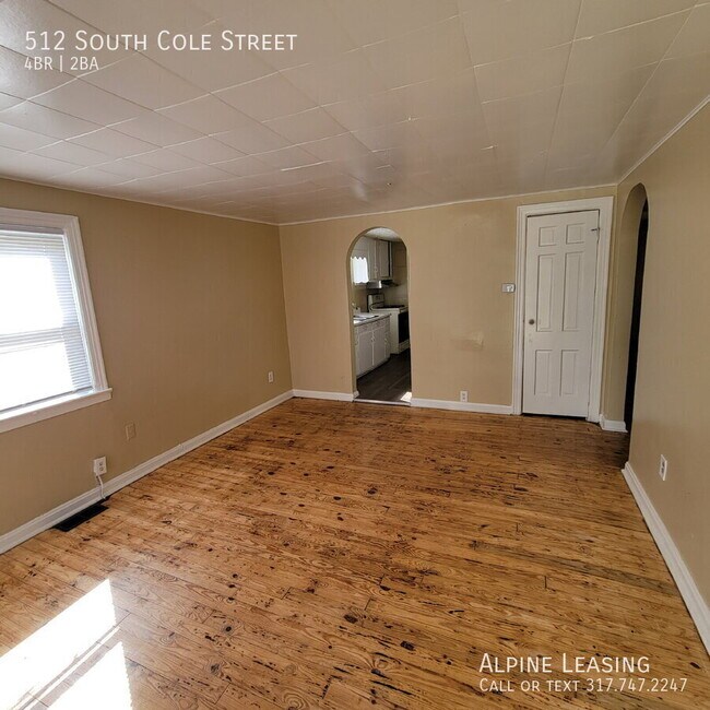 Foto del edificio - 512 S Cole St