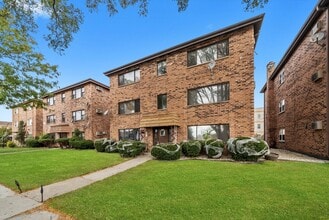 Building Photo - 3612 W 55th St