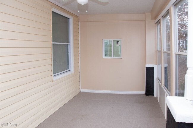 Building Photo - 1093 Wilbur Ave