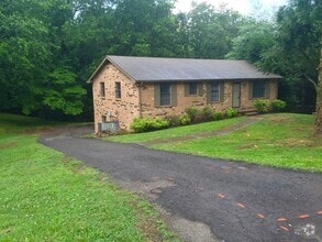 Building Photo - 288 Lookout Dr
