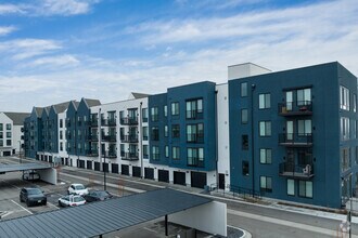 Building Photo - MAA at Daybreak