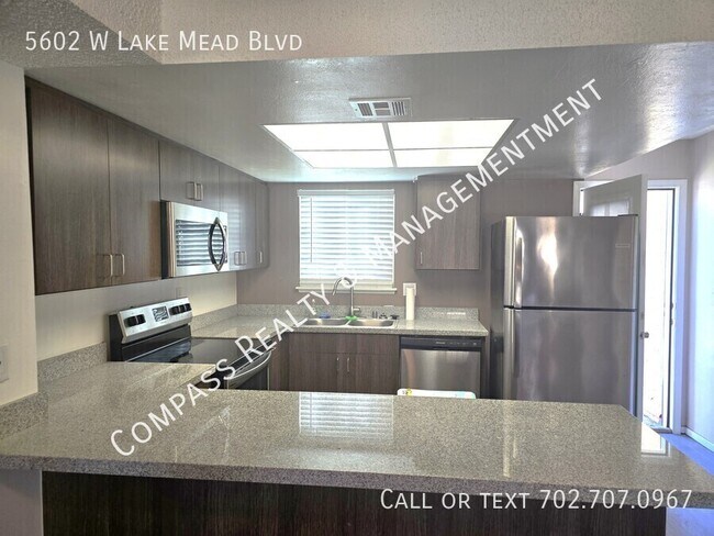 Foto del edificio - 5602 W Lake Mead Blvd