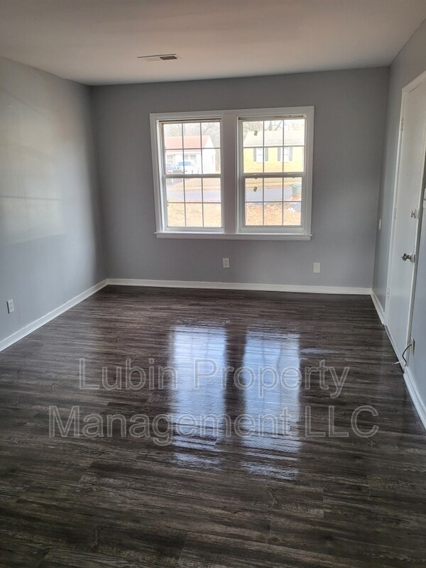 Foto del edificio - 3629 McDuff Ave