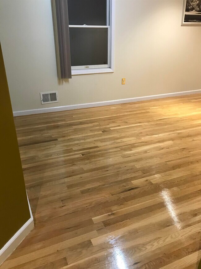 Foto del edificio - 165 Grant Ave