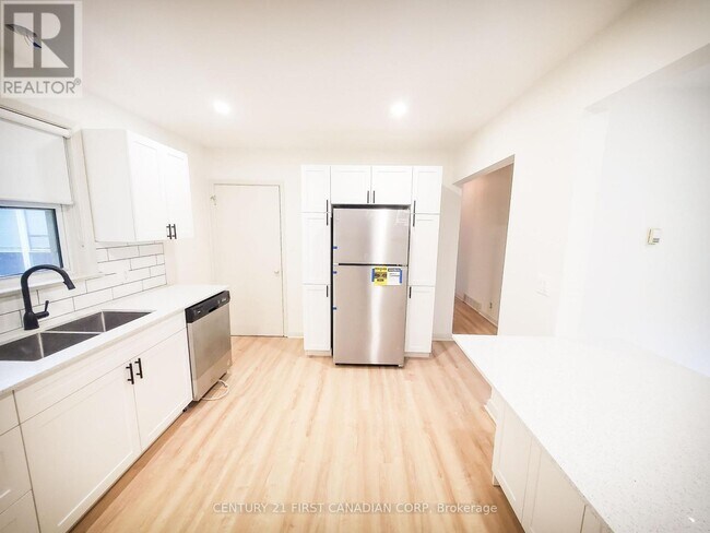 Photo du bâtiment - 29 Ford Crescent