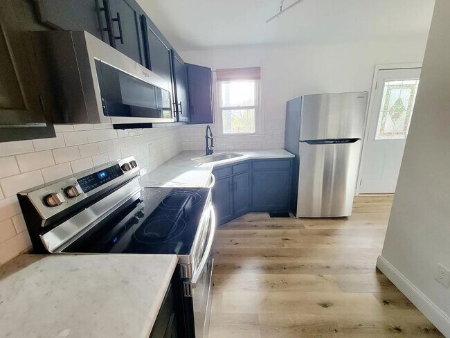 Foto del edificio - 1732 Netherfield Ln