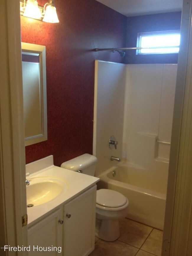 Building Photo - 3 br, 2 bath House - 1270 S Wagon Wheel Dr