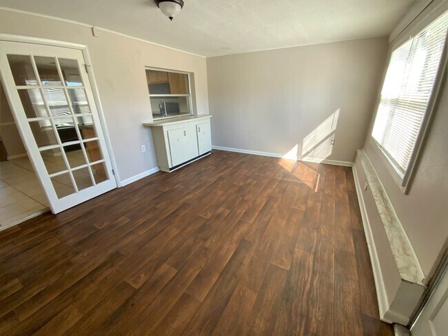 Building Photo - 7234 Magnolia Valley Dr