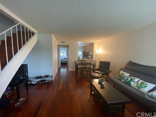 Foto del edificio - 12 Kazan St