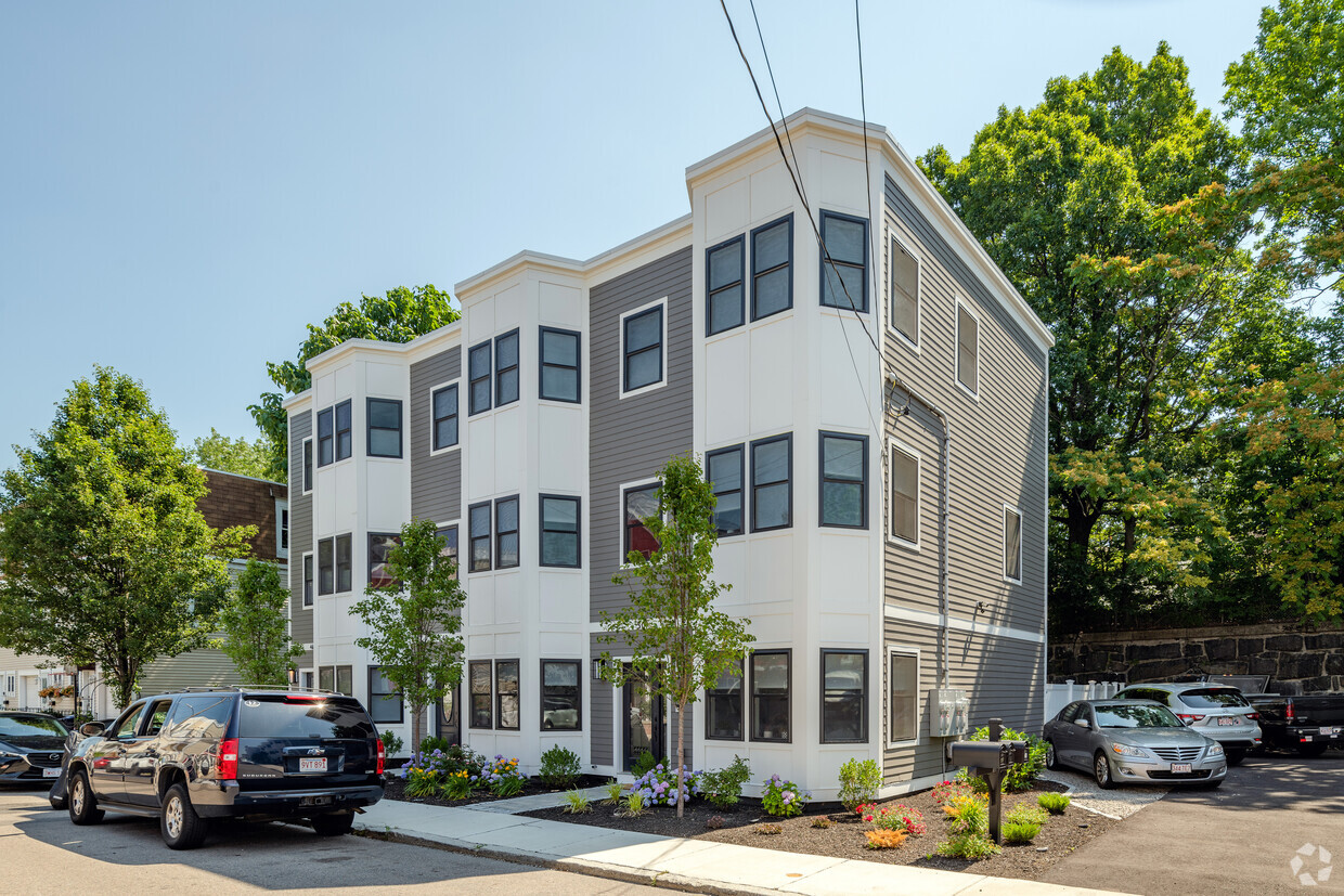 Primary Photo - Robey Street Condominiums