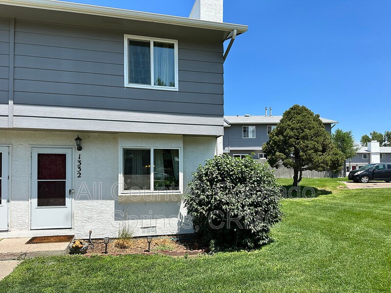 1332 Soaring Eagle Dr, Colorado Springs, CO 80915 Townhome Rentals in