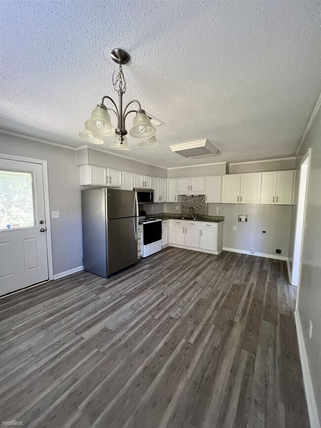Foto del edificio - 3 br, 1 bath House - 1122 N Roxboro St