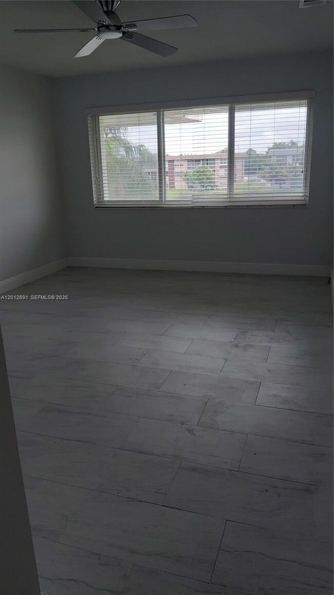 Foto del edificio - 5480 NW 11th St
