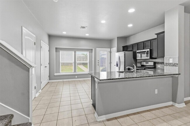 Foto del edificio - 718 Stampede Rd