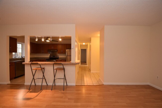 Building Photo - 53 W 48th St