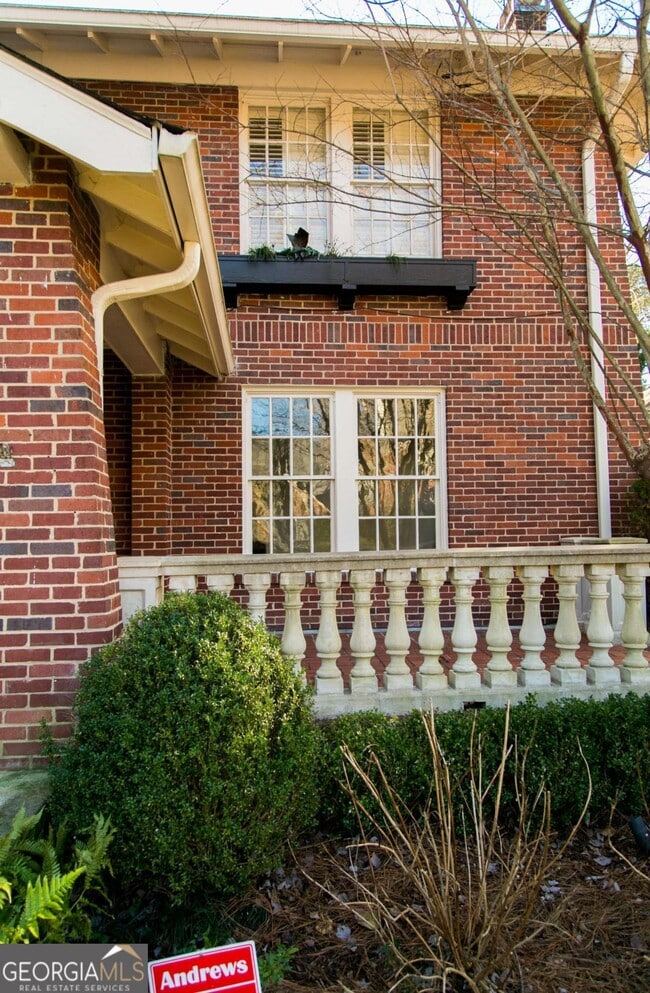 Building Photo - 245 Bolling Rd NE