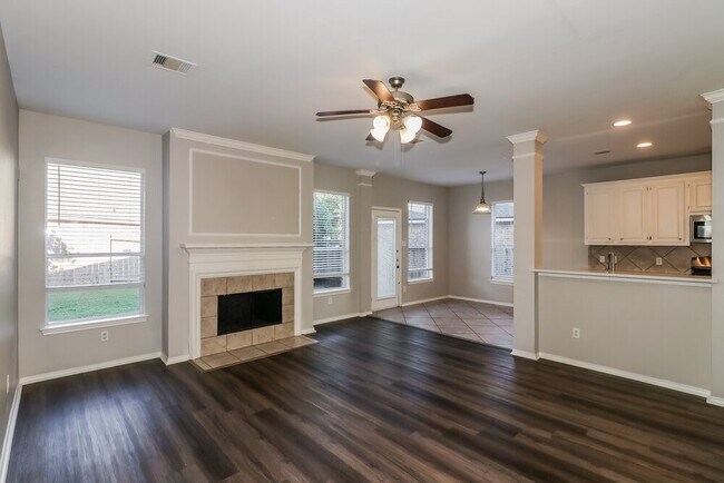 Building Photo - 9510 Wakefield Village Dr