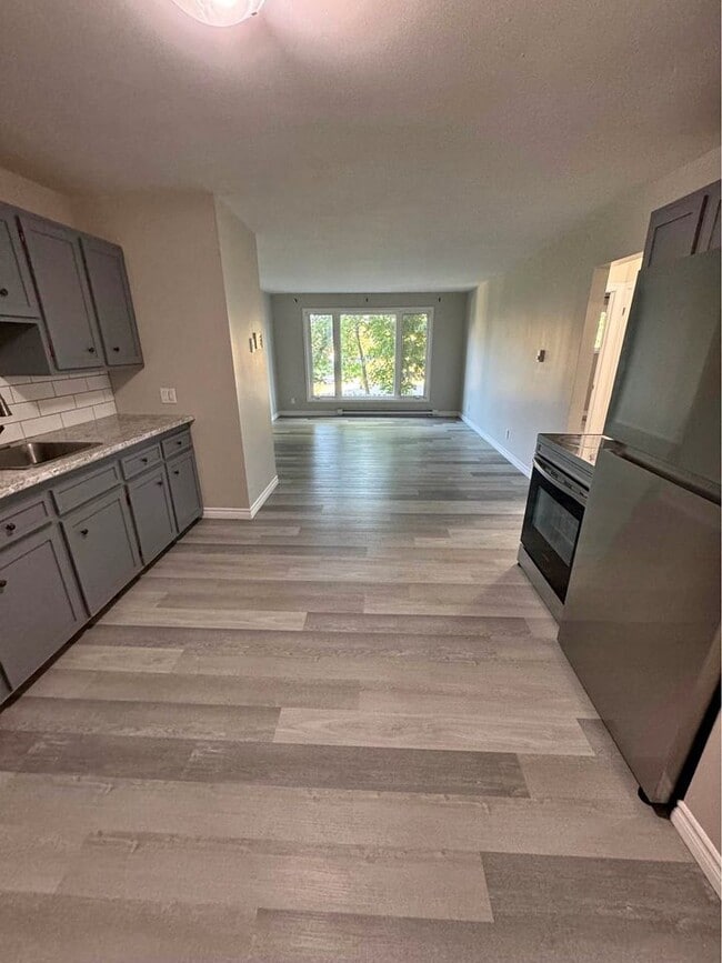 Photo du bâtiment - 201 Dominion St