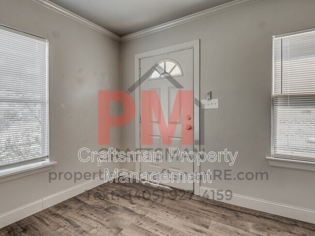 Foto del edificio - 1514 NW 18th St