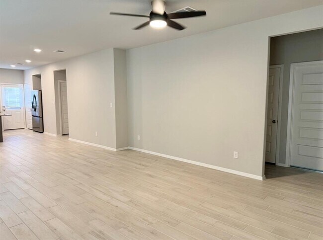 Foto del edificio - 204 Tillage Rd