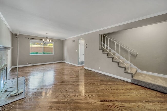 Building Photo - 3 bedroom condo near Santana Row!