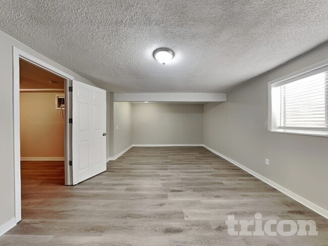 Building Photo - 12981 Knight Ct