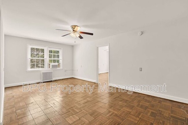 Foto del edificio - 2634 Langston Blvd.