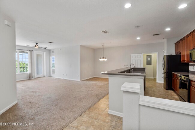 Building Photo - 11251 Campfield Dr