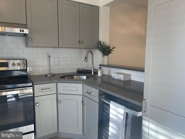 Photo - 57 Ash Stoker Ln Townhome