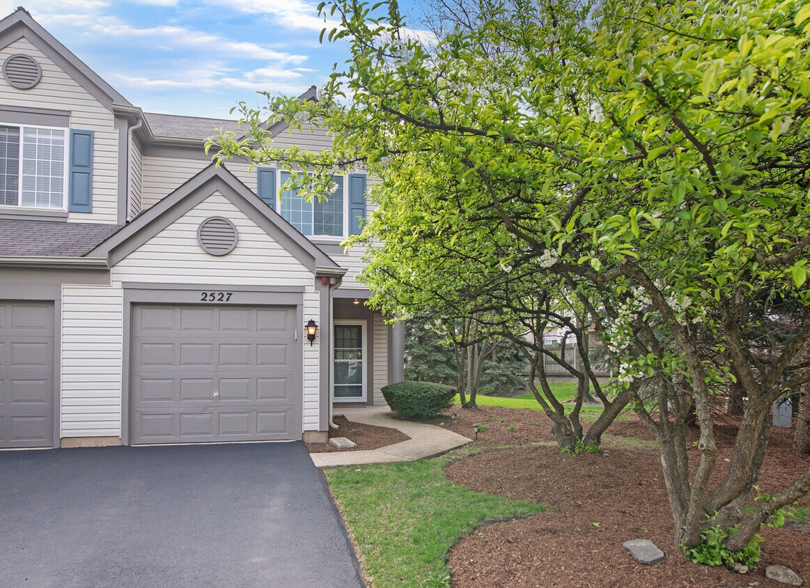 Foto principal - 2527 Bordeaux Ln
