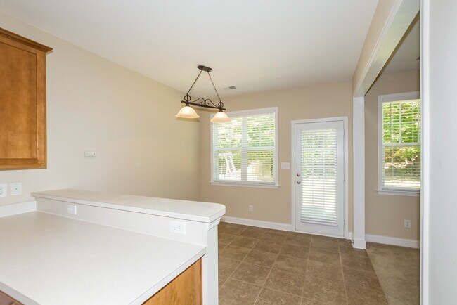 Foto del edificio - 2645 Winding River Dr