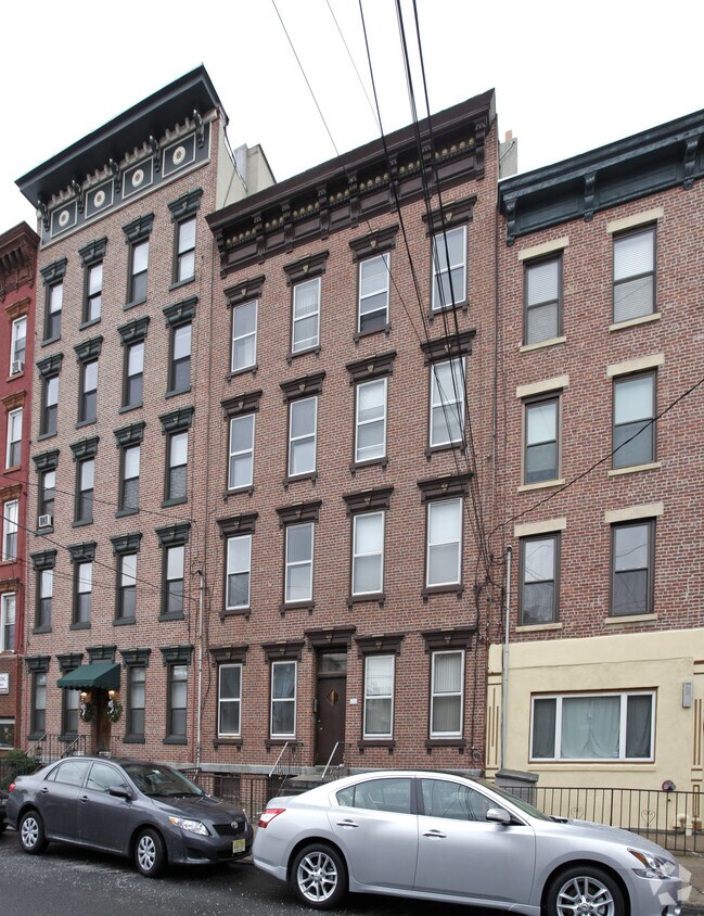 Foto del edificio - 613 Willow Ave