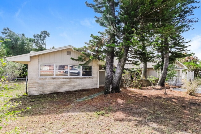 Building Photo - 144 Shelley Dr