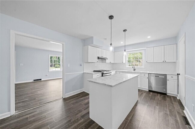 Building Photo - 463 Flint Trail