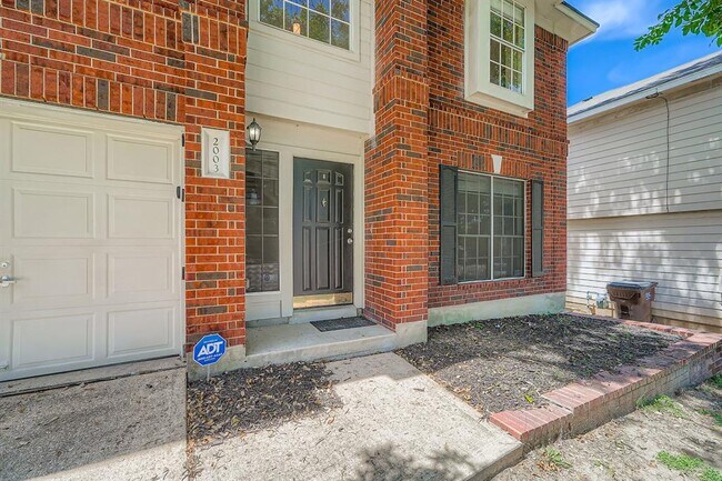 Foto del edificio - 2003 Erika Cove