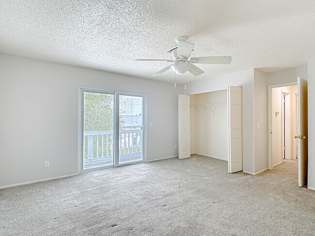 Building Photo - 13918 Raie Ave