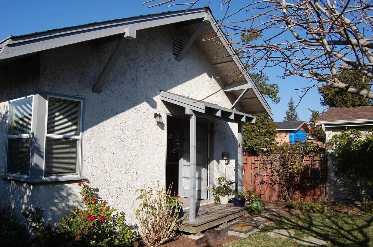 Foto principal - 3806-Randolph-Ave