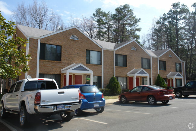 Building Photo - Rama Place Apartments